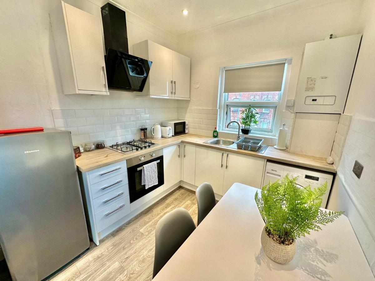 Chic Apartment In Central Bournemouth With Parking Zewnętrze zdjęcie